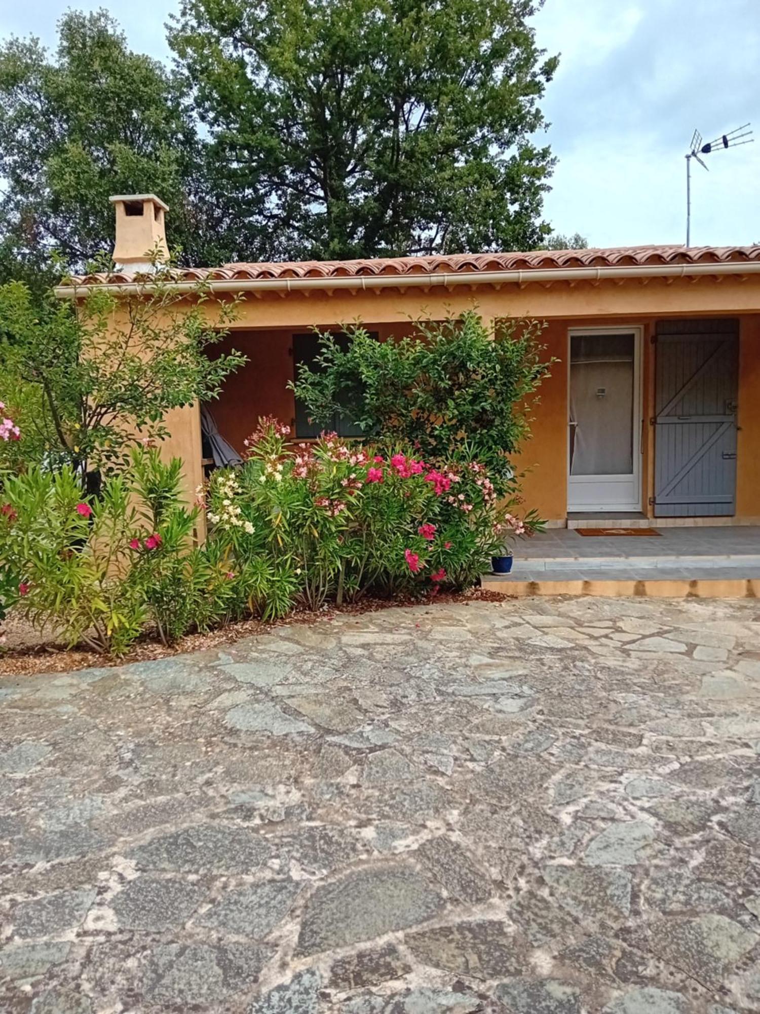 Ferienwohnung Pavillon Independant 45M2 4 Personnes Garéoult Exterior foto